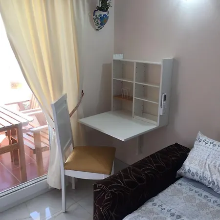 Studio In The Centre Near The Beach * トレモリノス
