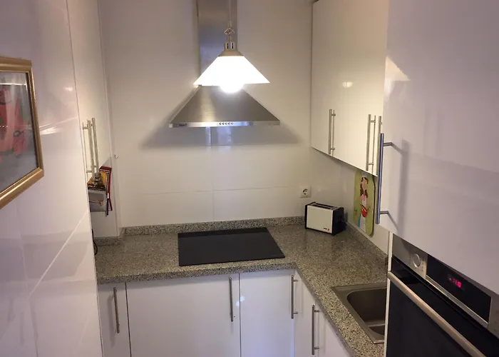 Studio In The Centre Near The Beach Appartamento *