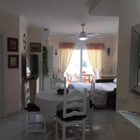 Apartment Studio In The Centre Near The Beach